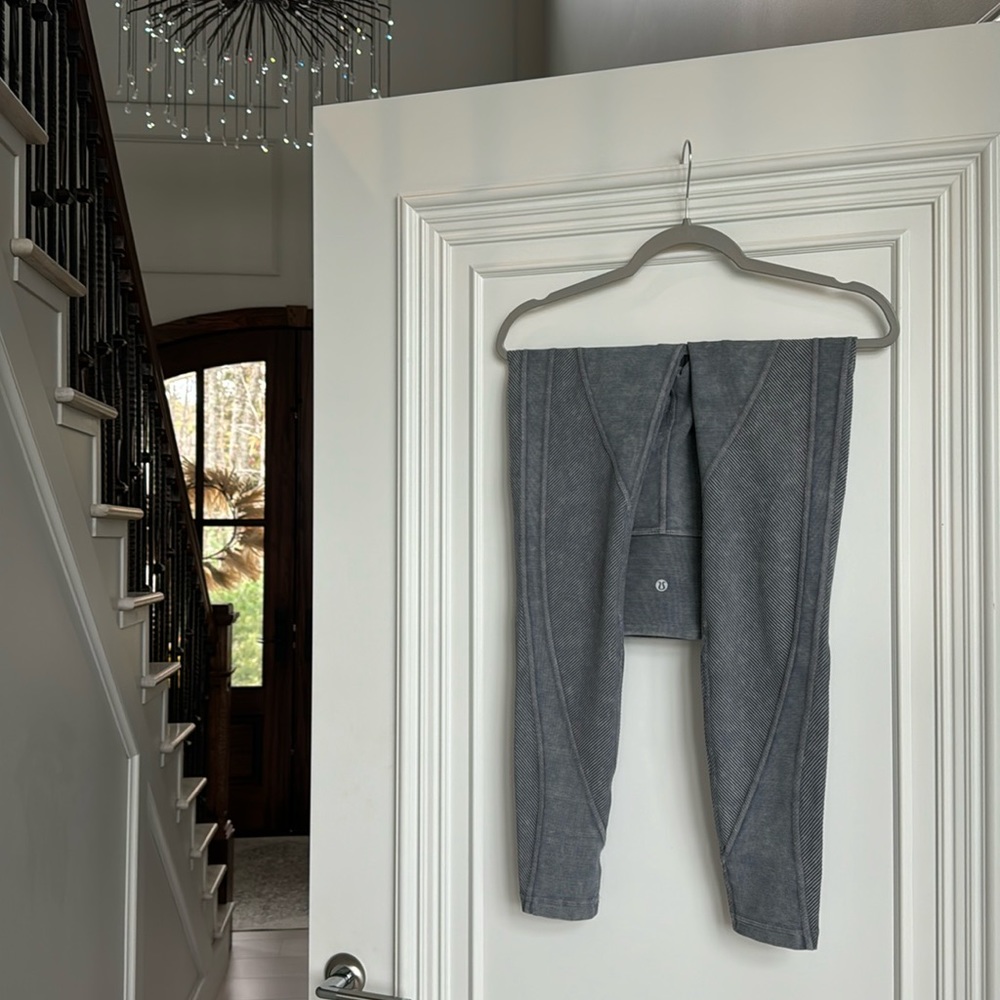 lululemon leggings 25” size 6